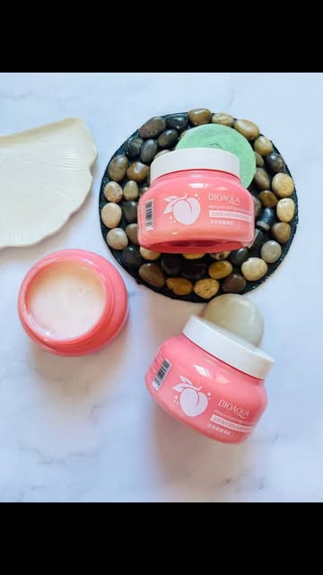 اسکراب بدن هلو بیو اکوا BÍOAQUA